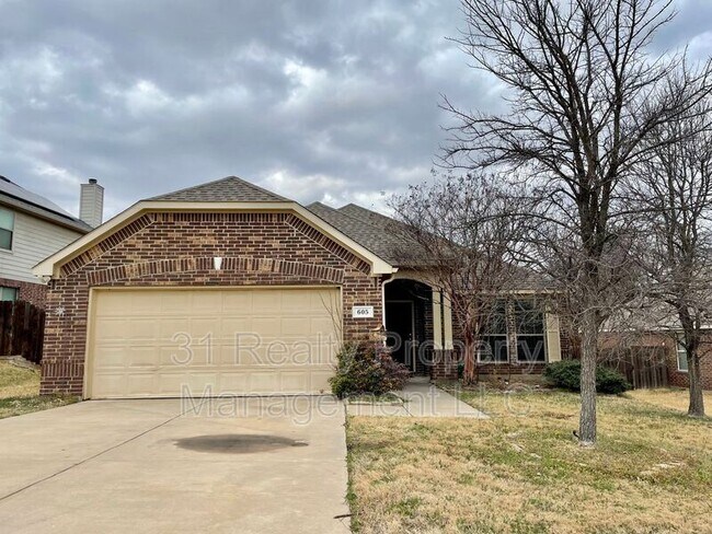 property at 605 Knollwood Trail Ct