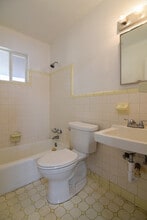 6957 S Kenwood Dr in Charleston, SC - Foto de edificio - Building Photo