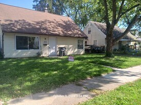 1816 Brownell Rd in Dayton, OH - Building Photo