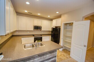 495 Cortono Dr in Reno, NV - Building Photo - Building Photo