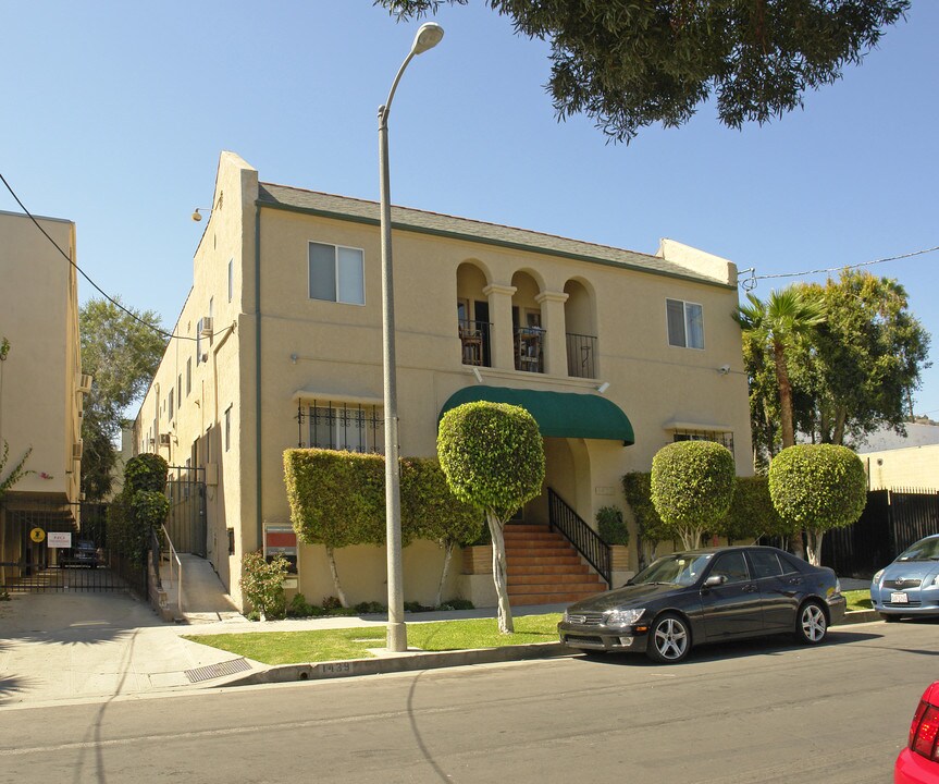 Curson Apartments in Los Angeles, CA - Foto de edificio