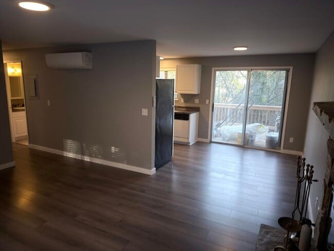 3550-3554-3554 SW Beaverton Hillsdale Hwy in Portland, OR - Building Photo - Building Photo