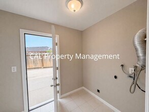 421 Michael Cir in Gonzales, CA - Building Photo - Building Photo