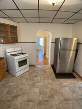 38 Hanson St, Unit 1 in Somerville, MA - Building Photo - Building Photo