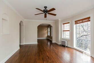 4836 N Paulina St, Unit 4838-1W in Chicago, IL - Foto de edificio - Building Photo