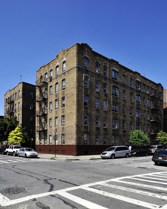 977-979 Grant Ave in Bronx, NY - Building Photo