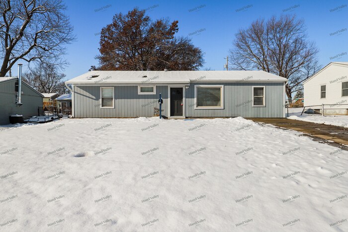 1310 N Indian Ln in Independence, MO - Foto de edificio