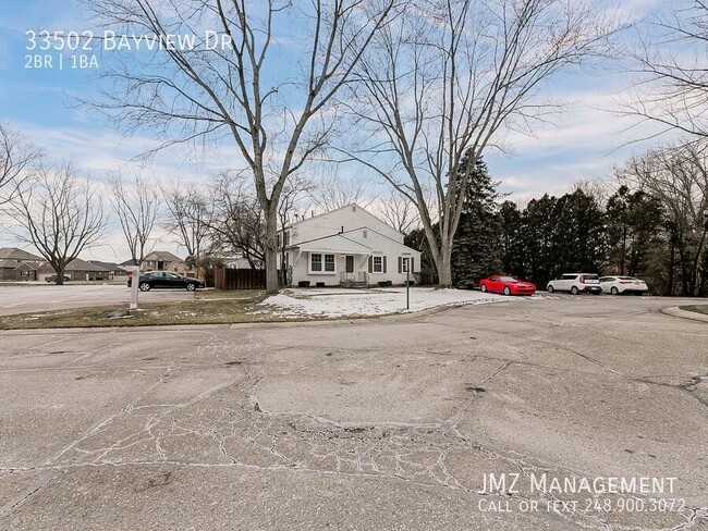 33502 Bayview Dr in Chesterfield, MI - Building Photo - Building Photo