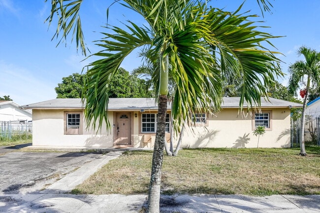 property at 1280 SW 10th Terrace