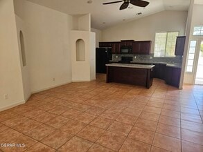 7351 9th St in Canutillo, TX - Building Photo - Building Photo