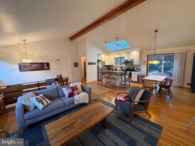 6313 Walhonding Rd in Bethesda, MD - Building Photo