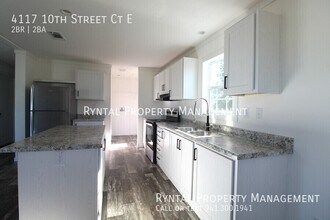 4117 10th St Ct E in Ellenton, FL - Building Photo - Building Photo