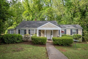 145 Oakland Way in Athens, GA - Building Photo