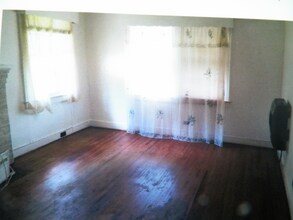 27143 Canton Heights Rd in Albemarle, NC - Foto de edificio - Building Photo