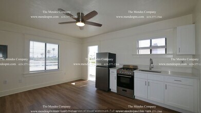 425 E 1st St in National City, CA - Foto de edificio - Building Photo