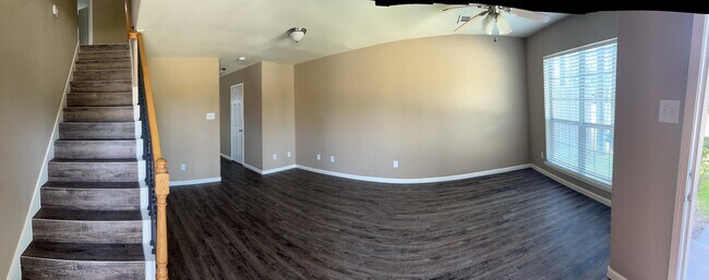 21471 W Wallis Dr in Porter, TX - Building Photo - Building Photo