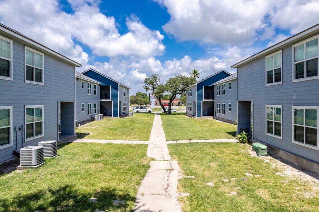 St. Laurent Apartments in Aransas Pass, TX