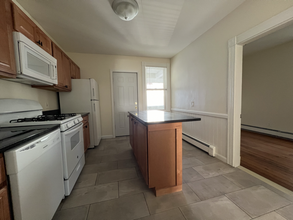 245 Beacon St, Unit 1 in Somerville, MA - Building Photo - Building Photo