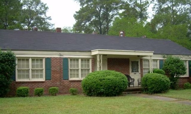 property at 615 8th Ave