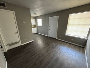 1405 N Gray St in Killeen, TX - Building Photo - Building Photo