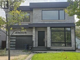 247 Alderbrae Ave in Toronto, ON - Building Photo