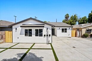 7906 Oakdale Ave, Unit ADU in Winnetka, CA - Building Photo