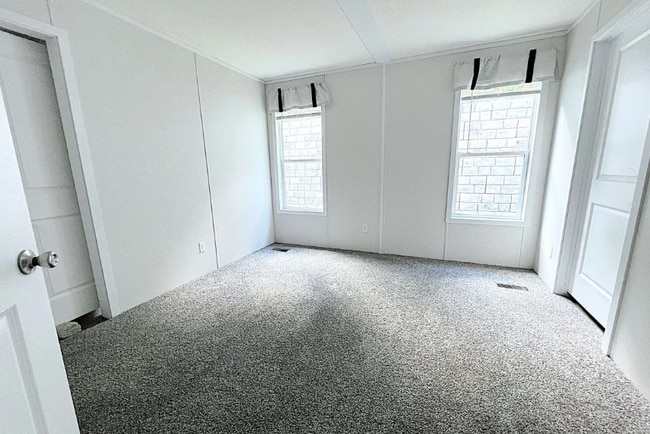 17042 Coventry Ln in Holly, MI - Building Photo - Building Photo