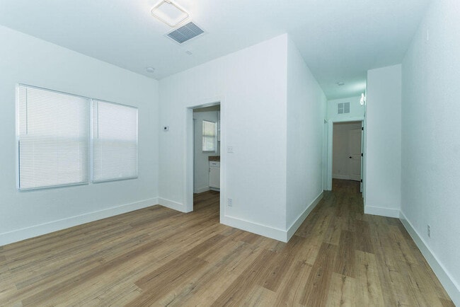 624 S 12th St in Fort Pierce, FL - Building Photo - Building Photo