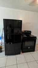 2919 Gillespie Ave, Unit 2919 in Sarasota, FL - Building Photo - Building Photo