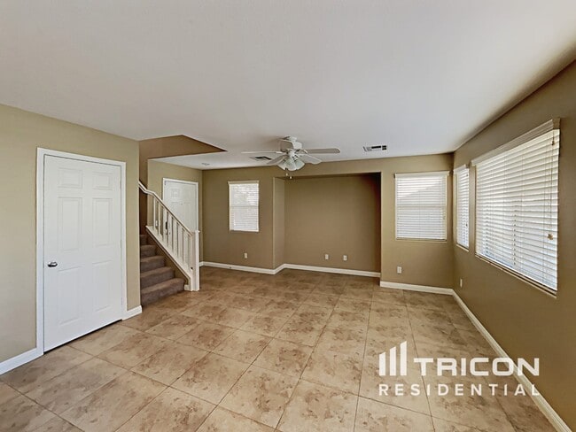 977 Medina De Leon Ave in Henderson, NV - Building Photo - Building Photo