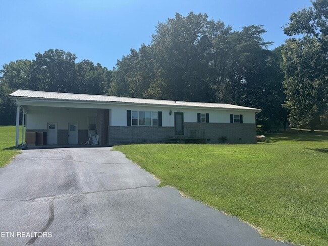 property at 520 Hopewell Rd