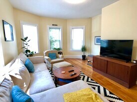 24 Spring Park Ave, Unit 1 in Boston, MA - Building Photo