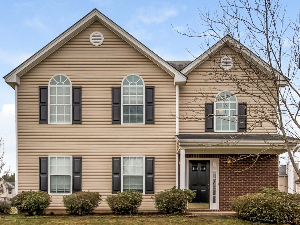 3112 Far Emerald land in Union City, GA - Foto de edificio