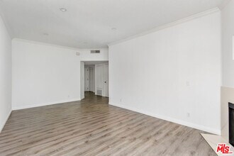 9800 Vidor Dr in Los Angeles, CA - Building Photo - Building Photo