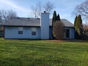 7319 Richie Cir in Indianapolis, IN - Building Photo - Building Photo