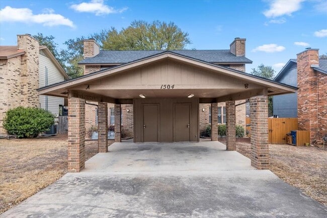 1504 Waterloo Tr in Austin, TX - Building Photo - Building Photo