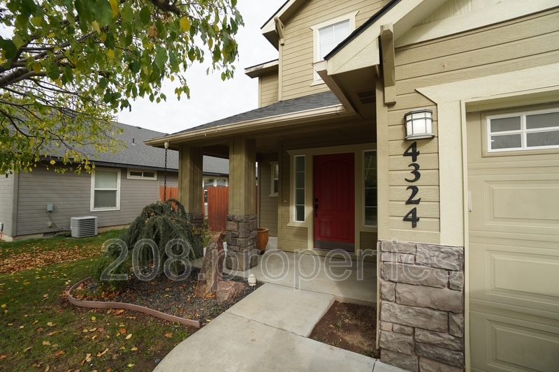 4324 N Buckboard Pl in Boise, ID - Foto de edificio