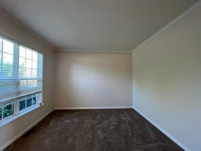11025 Bolster Ct in Suwanee, GA - Building Photo - Building Photo