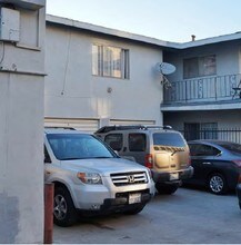 539 E 11th Street in Long Beach, CA - Building Photo - Building Photo