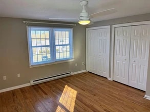 7 Countryside Ln, Unit #1 in Middletown, CT - Foto de edificio - Building Photo