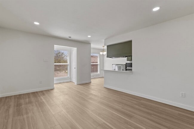 908 Isbell Rd, Unit D in Fort Worth, TX - Building Photo - Building Photo