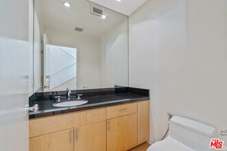 23454 Park Hermosa in Calabasas, CA - Building Photo - Building Photo