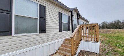 405 Battlebell Rd in Highlands, TX - Building Photo - Building Photo