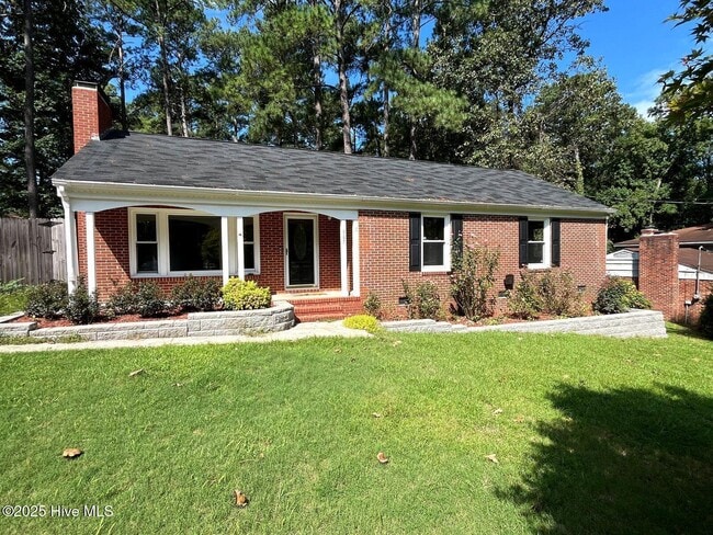 property at 905 Lewis St