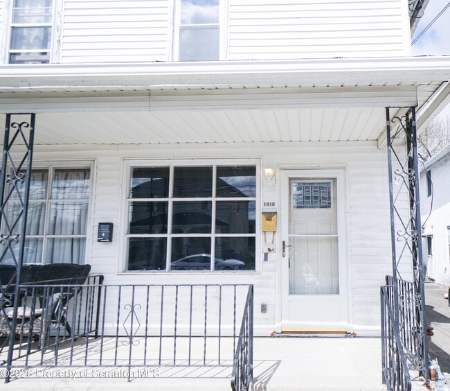 1519 Meylert Ave in Scranton, PA - Building Photo - Building Photo