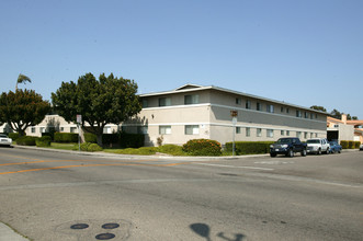 Fir Park Apartments in Oxnard, CA - Building Photo - Building Photo