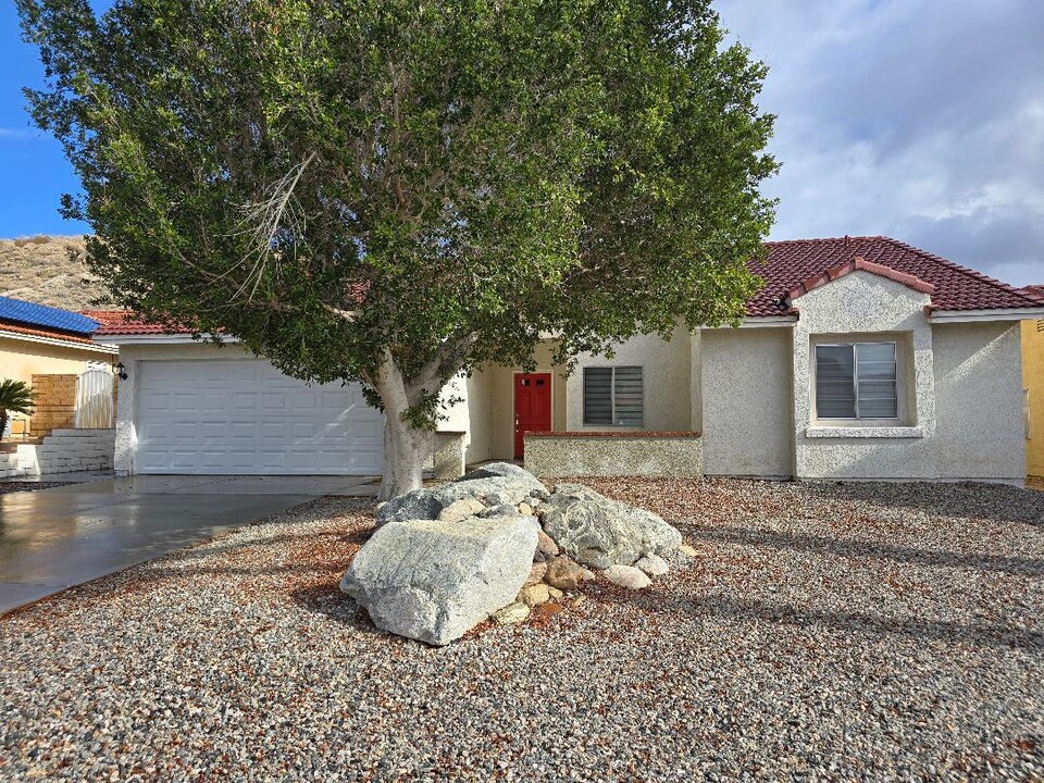 64890-64890 Desert Air Ct in Desert Hot Springs, CA - Building Photo