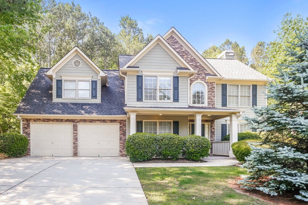 38 Wesley Dr in Acworth, GA - Building Photo