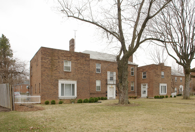 3387-3391 E Broad St in Columbus, OH - Building Photo - Building Photo