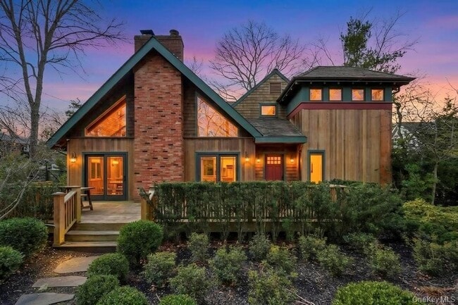 property at 150 Copeces Ln